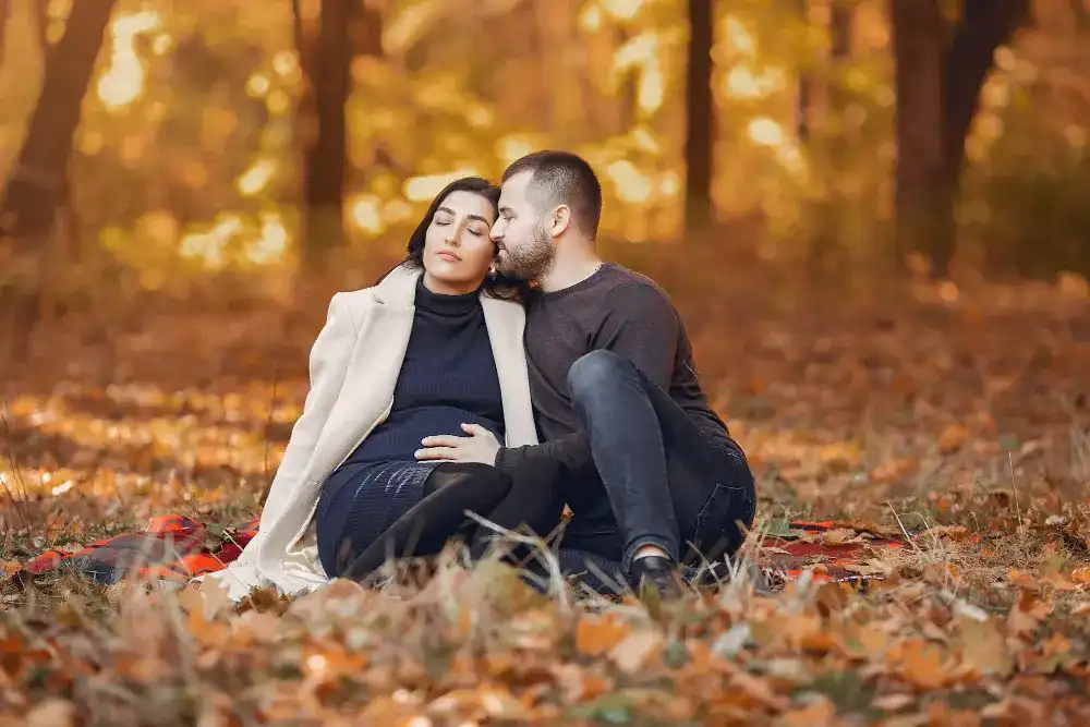 Maternity Shoot In Autumn